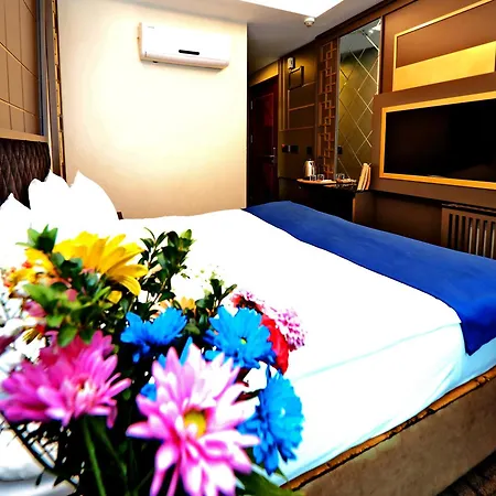 Grand Nobel Hotel 4*