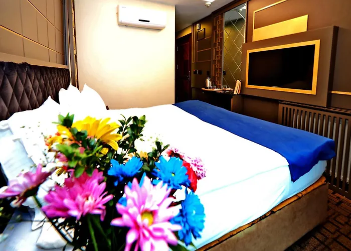 Grand Nobel Hotel 4*