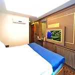 Grand Nobel Hotel 4*
